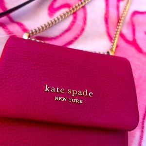 Kate Spade Cross Body Perfect For Your Cell Phone!!